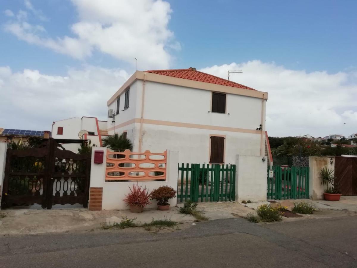 Seguimi A Calasetta SantʼAntìoco Kültér fotó